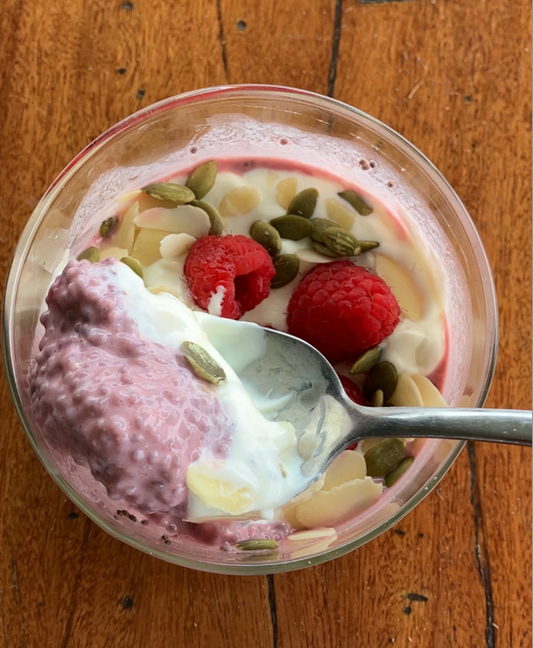 Chia Seeds for Breastfeeding: Benefits + Recipe