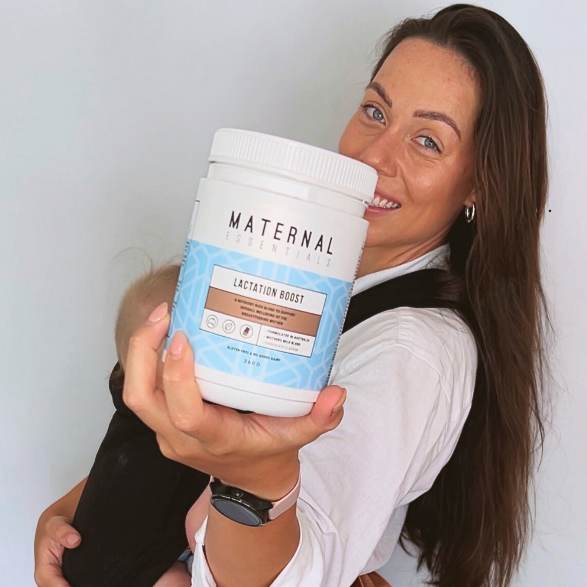 Boost your milk supply, energy & postpartum diet with Lactation Boost, a breastfeeding friendly protein powder. Over 12 vitamins & minerals, collagen, lactation superfoods & galactagogues like brewers yeast, fenugreek, brewers yeast & blessed thistle. A deliciously healthy, high protein shake for breastfeeding mums.